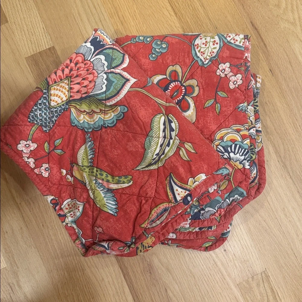 Set off 2 World Markets | NATASHASHAM 20inx26in